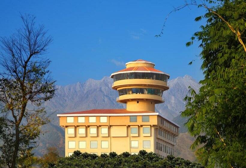 فندق Rs Sarovar Portico