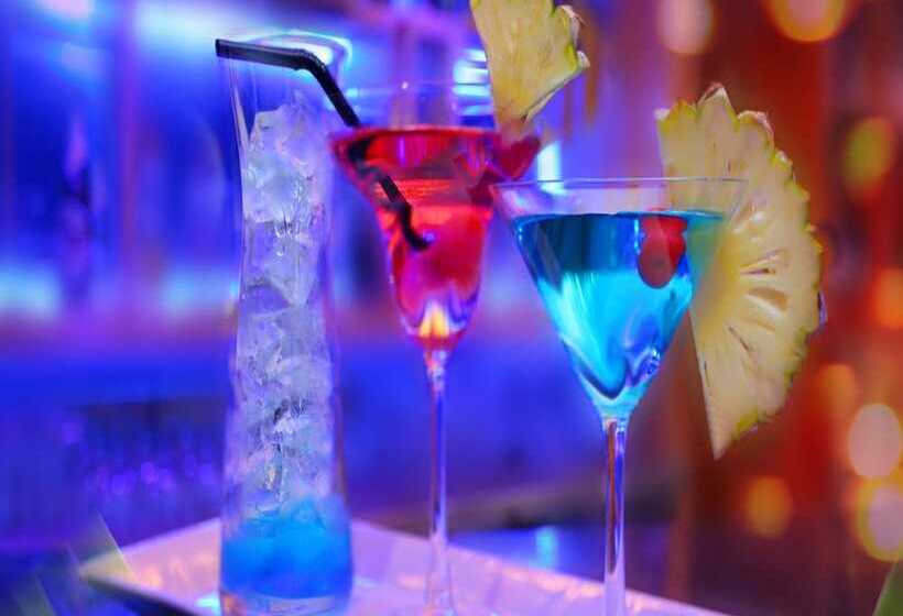 فندق Rs Sarovar Portico