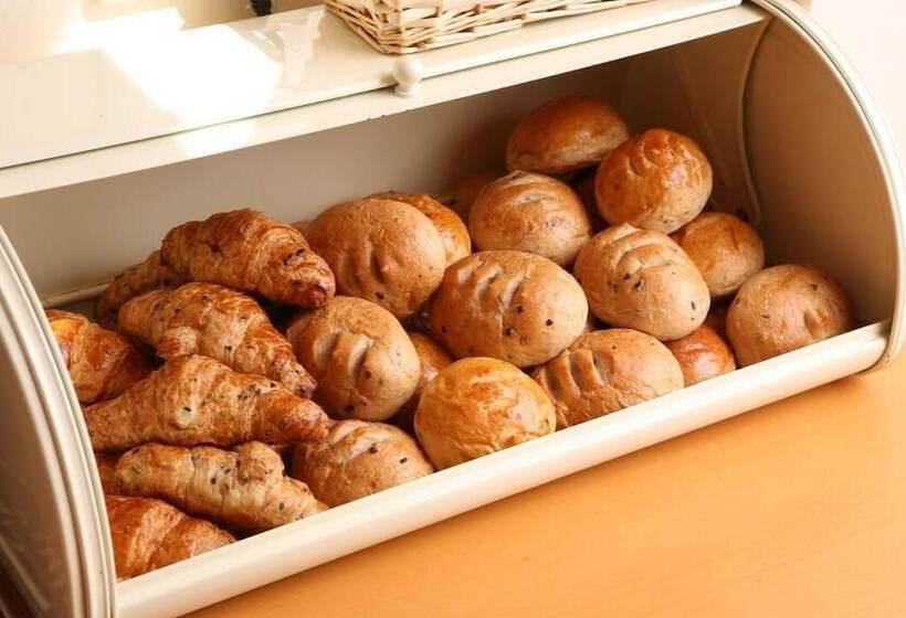 בית מלון כפרי Select Inn Nagano