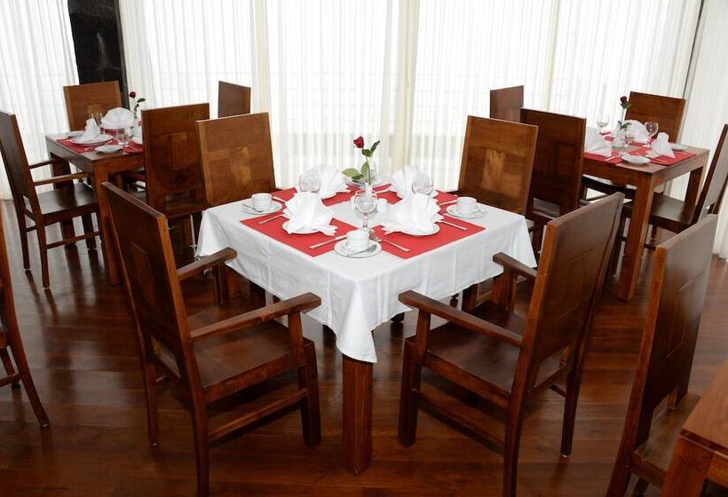 호텔 Serenus Boutique Villa