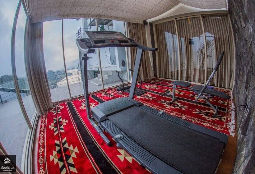 호텔 Serenus Boutique Villa