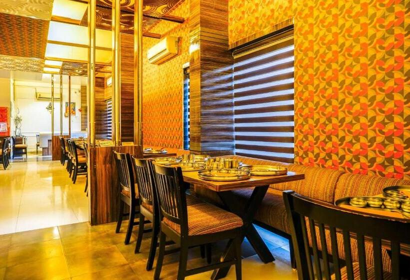 Отель Sonia Cidco