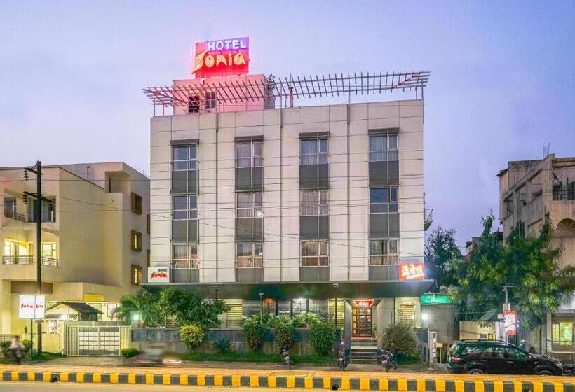 Отель Sonia Cidco