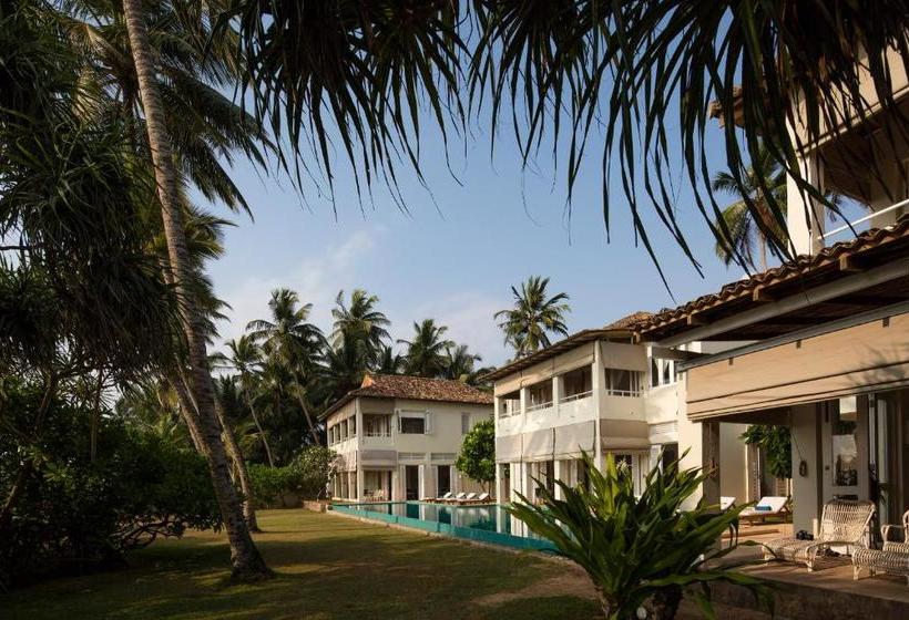Sri Villas