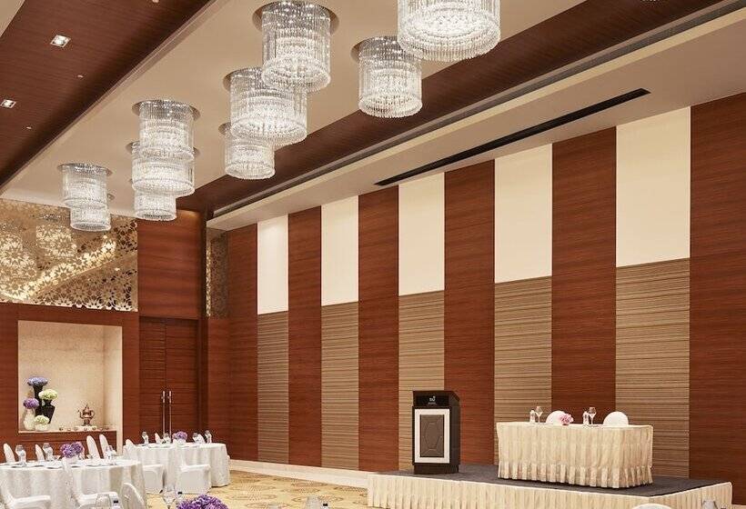 فندق Taj Swarna, Amritsar