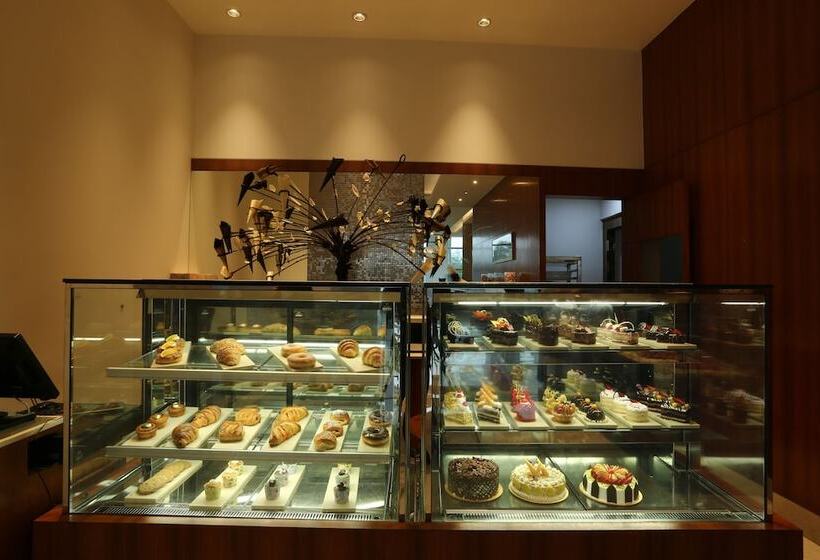 فندق Taj Swarna, Amritsar