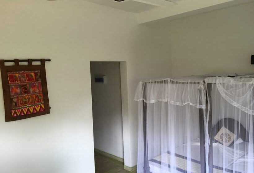 호텔 The Hideout Sigiriya