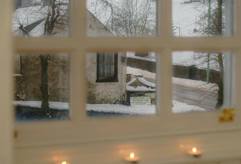 호텔 The Hopetoun Arms