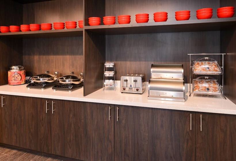 فندق Towneplace Suites By Marriott Laplace