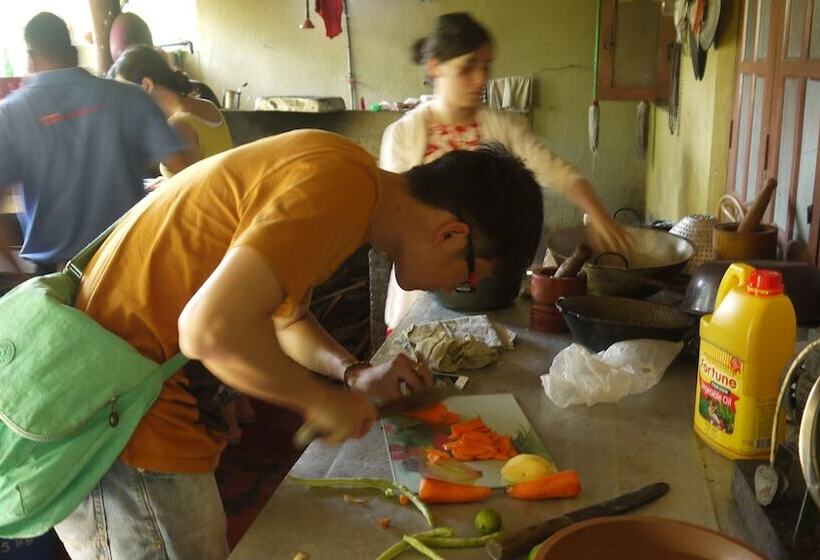 ホテル Traveller S Home