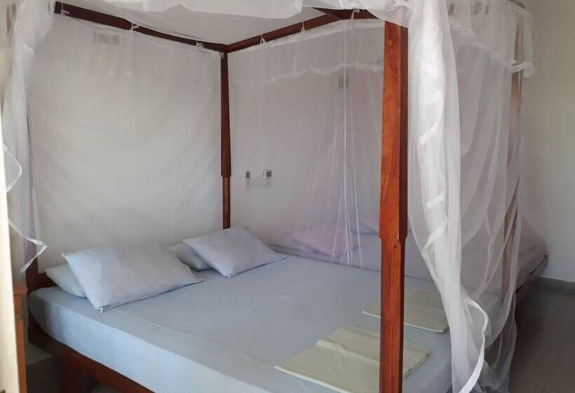 ホテル Traveller S Home