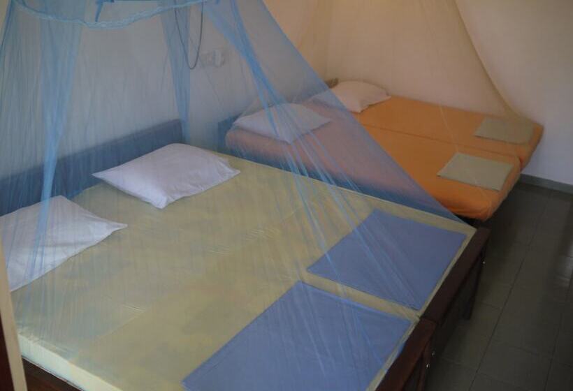 ホテル Traveller S Home