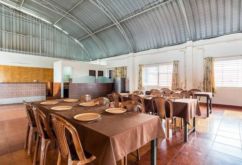 ホテル Treebo Pappilon Palace Pvs Circle