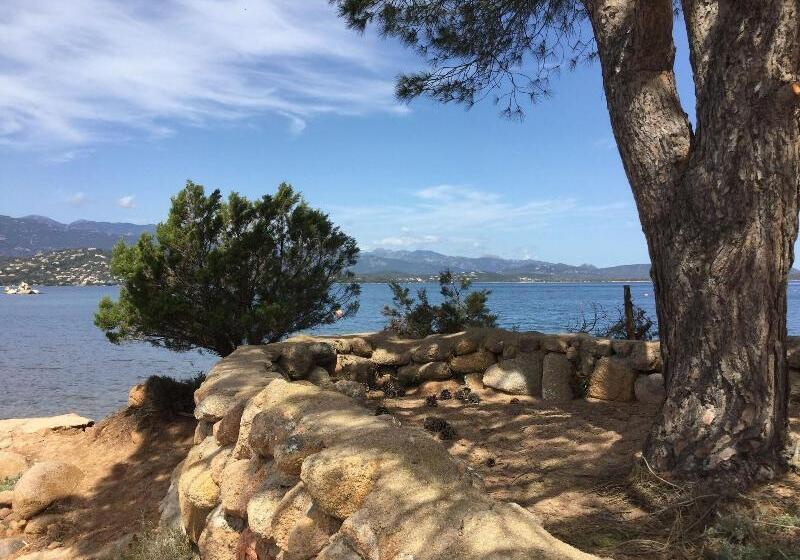 Isulella Hotel & Restaurant