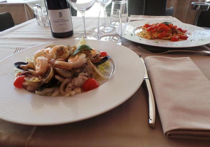 Isulella Hotel & Restaurant