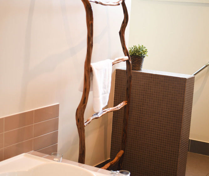 Lakeside Villas At Crittenden Estate