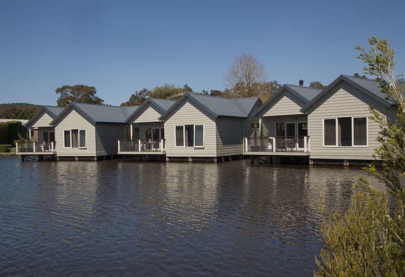 Lakeside Villas At Crittenden Estate