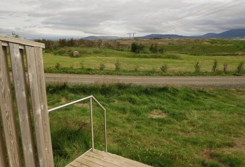 Lækjarkot Rooms And Cottages With Kitchen