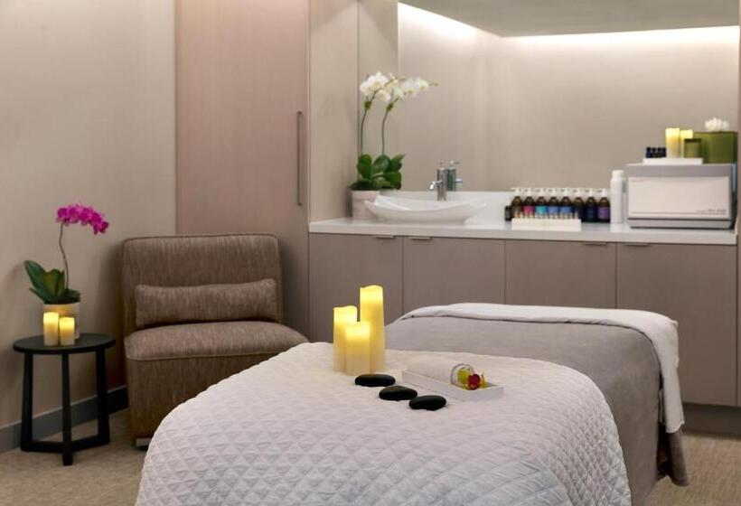 Luxury Fort Lauderdale Beach Resort