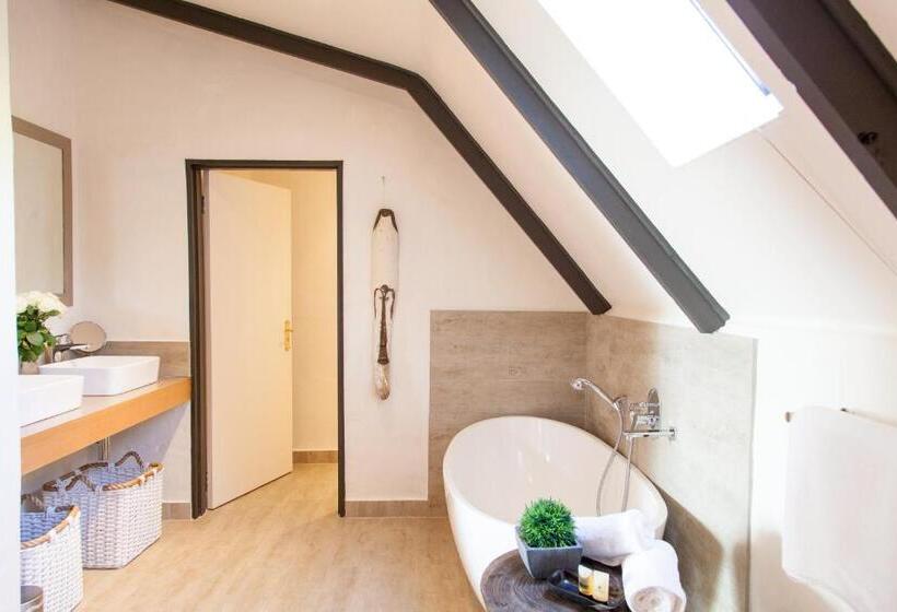 Marianne Wine Estate