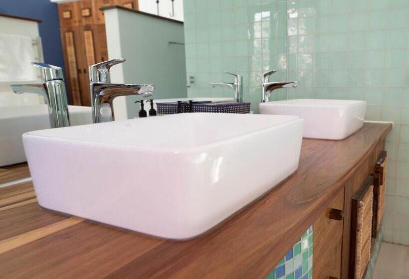 Marianne Wine Estate