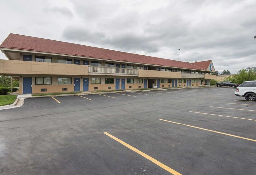 Motel 6 Overland Park, Ks