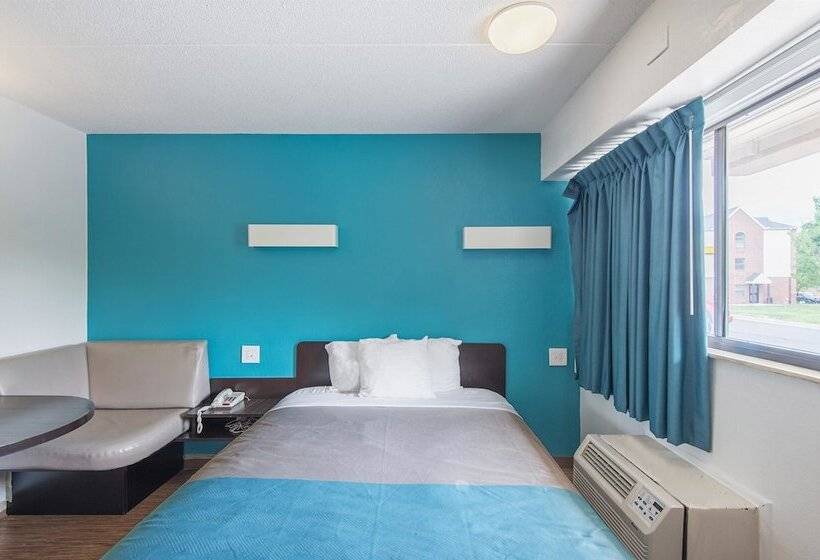 Motel 6 Overland Park, Ks