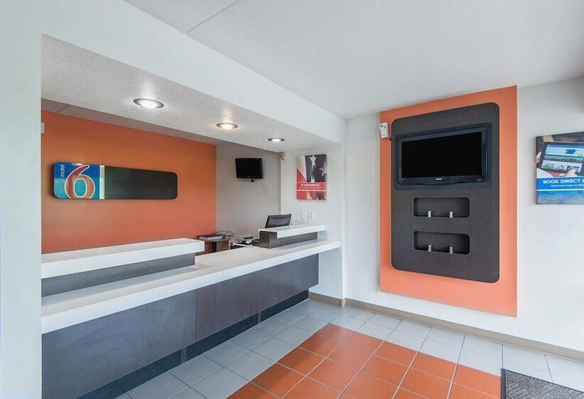 Motel 6 Overland Park, Ks