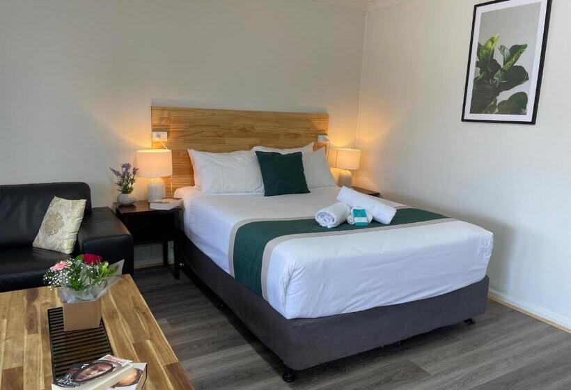 فندق على الطريق Highway Motor Inn Taree