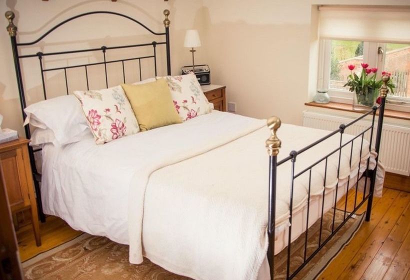 Owl Barn At The Gardens