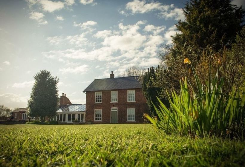 Owl Barn At The Gardens