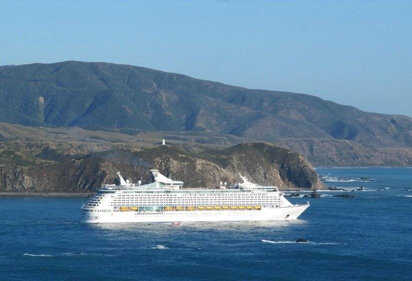 Pacific View Bed And Breakfast