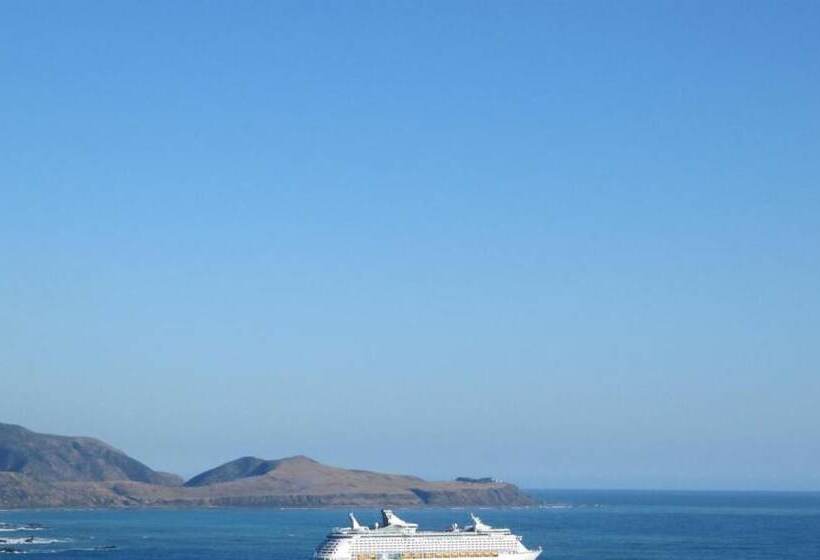 Pacific View Bed And Breakfast