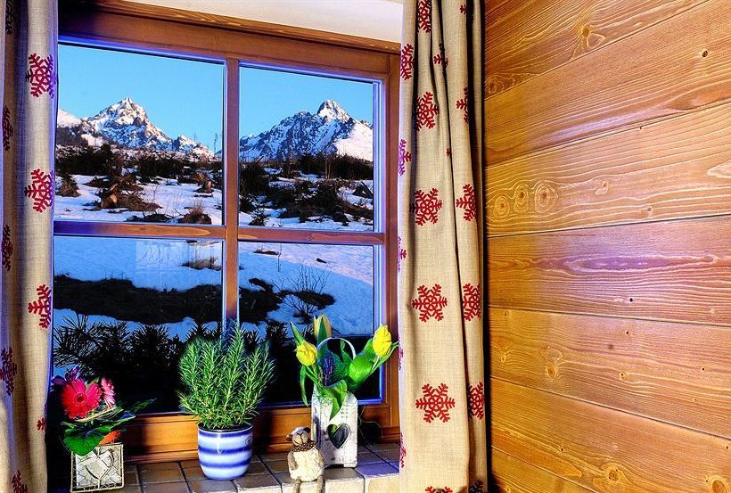 Panoramic Mountain Residence