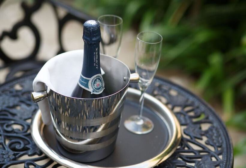 פנסיון 12 On Brecher