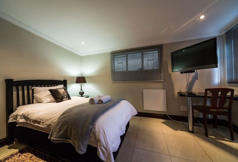 פנסיון 12 On Brecher