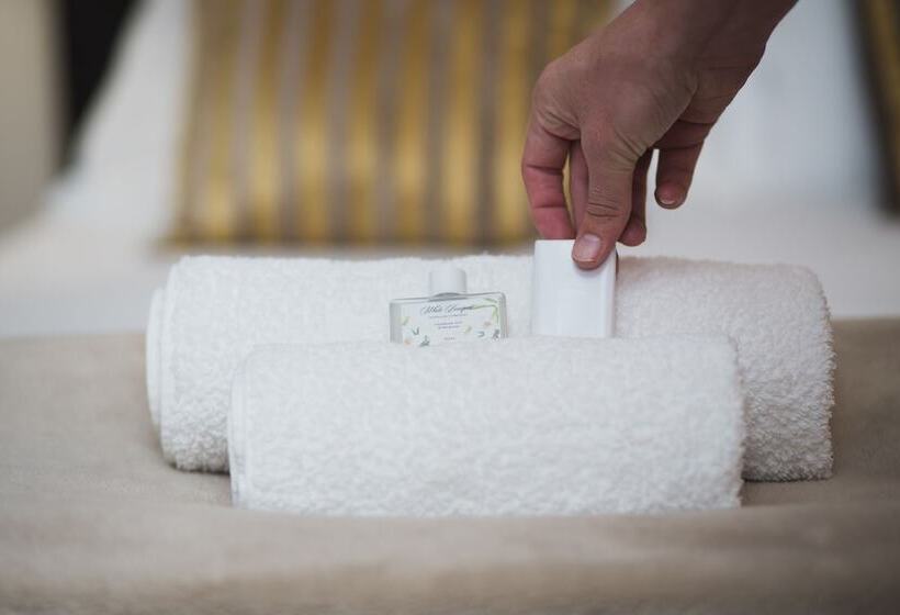 פנסיון 12 On Brecher