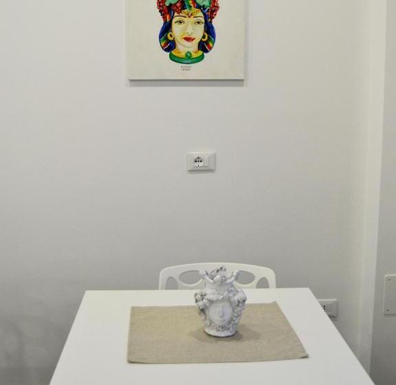 פנסיון Abraxia Guest House