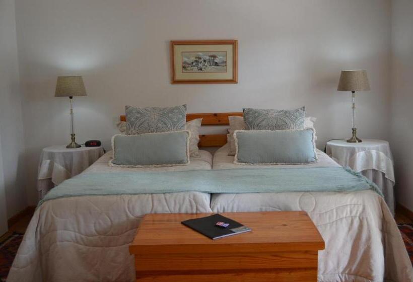 پانسیون Adley House