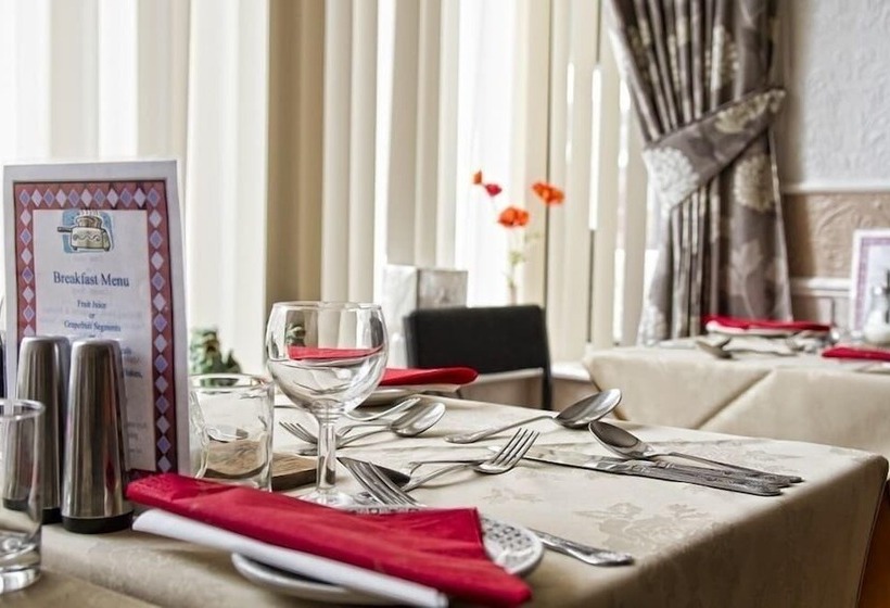 פנסיון Brooklands Over 50 S Only