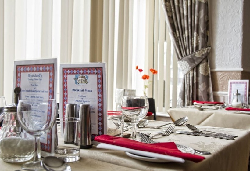 פנסיון Brooklands Over 50 S Only