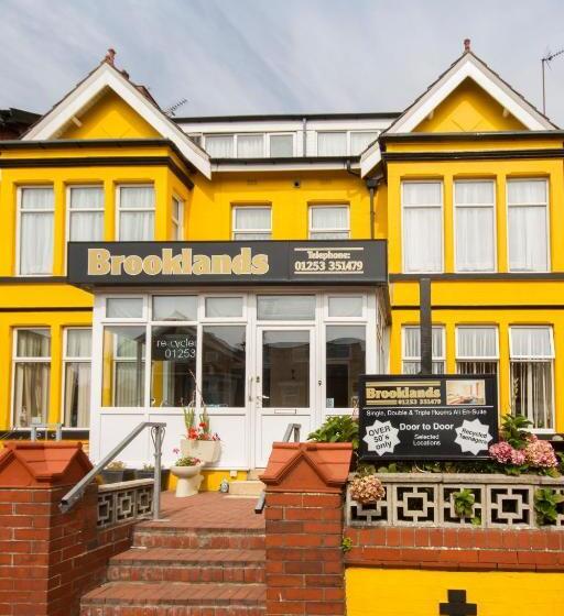 פנסיון Brooklands Over 50 S Only