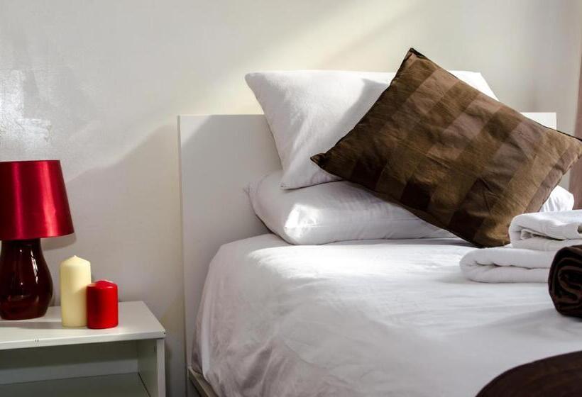 Пансион Campbells Guest House