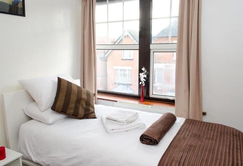 Пансион Campbells Guest House