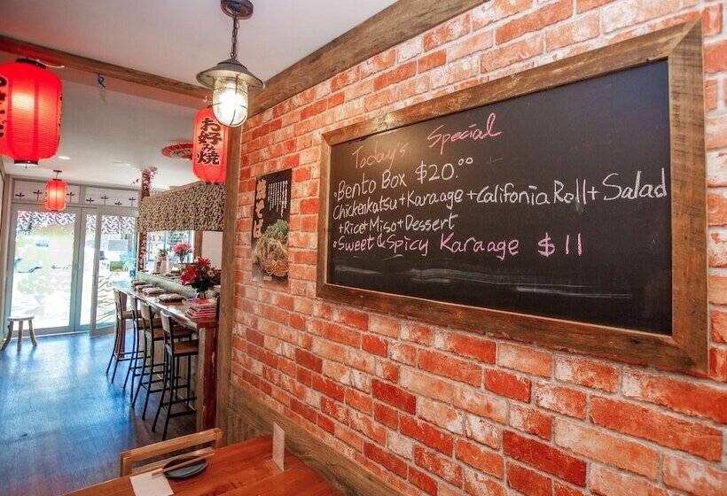 پانسیون Colombo Lodge