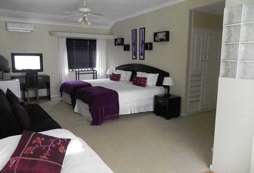 ペンション Kings Guest House