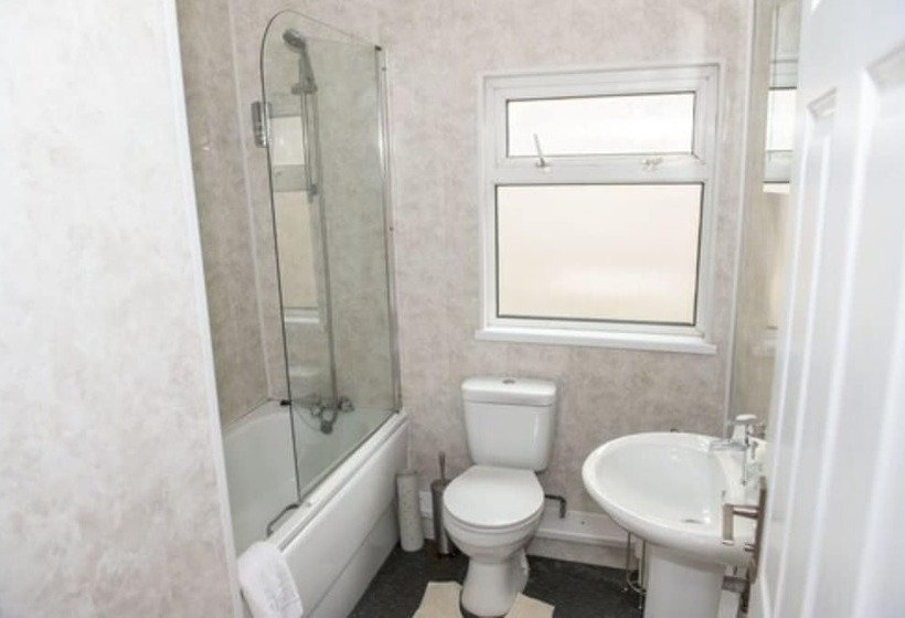 膳宿费 Leonardo S Guest House