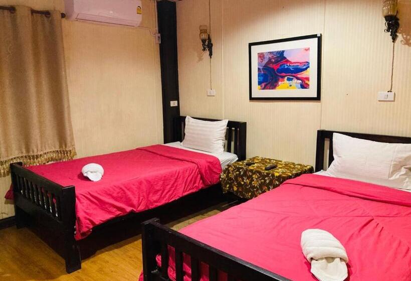 بنسيون Noom Guesthouse