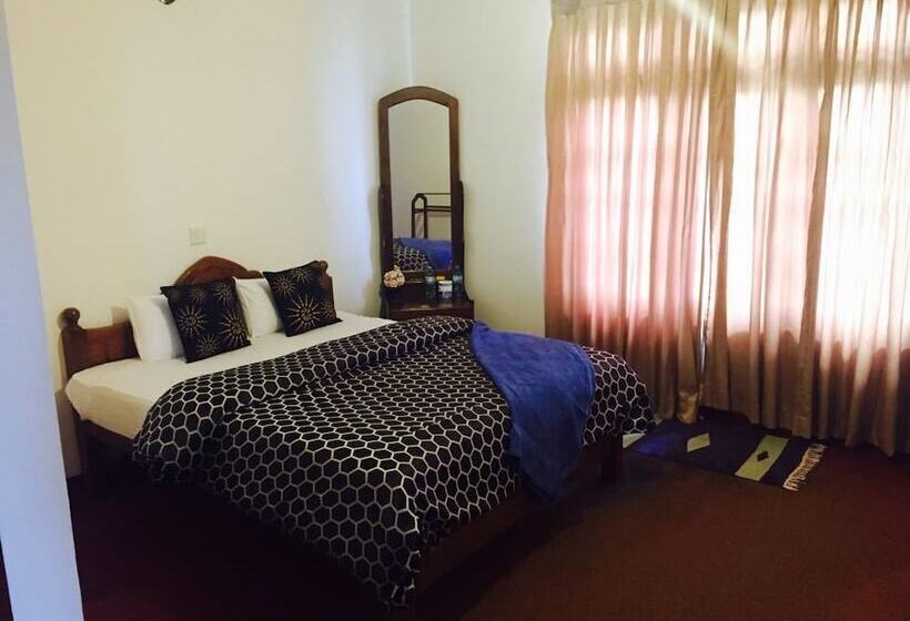 Пансион New Royal Mount