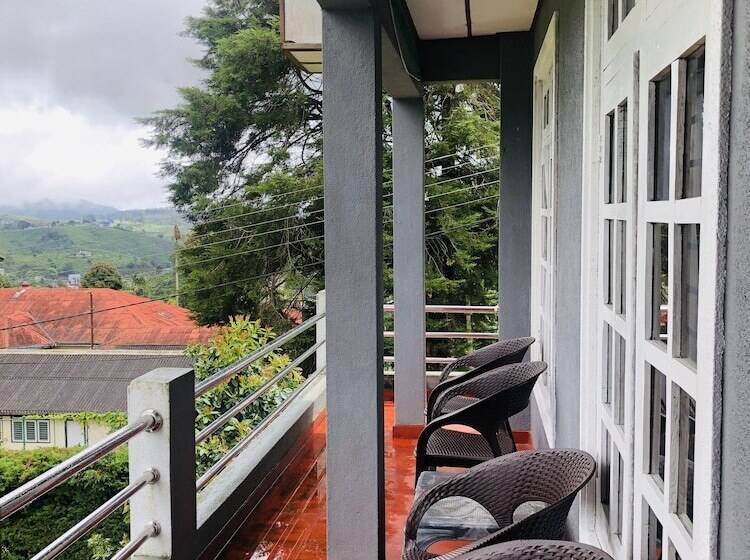 Пансион New Royal Mount